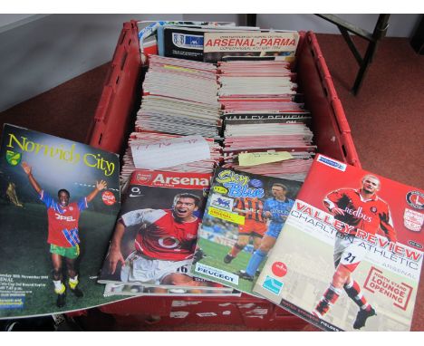 Arsenal Programmes 1990's and Later, mainly homes, finals 1994 v. Parma, 95 v. Zaragoza, large quantity:- One Box.
