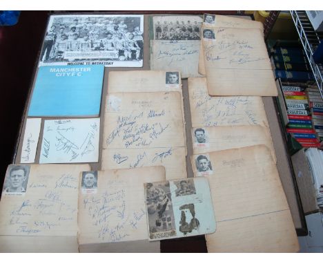 Autographs Rugby League 1950's Players, of Widnes, Wigan, Hull, Liverpool, Hull K,R, Warrington etc. Later Sheffield United, 