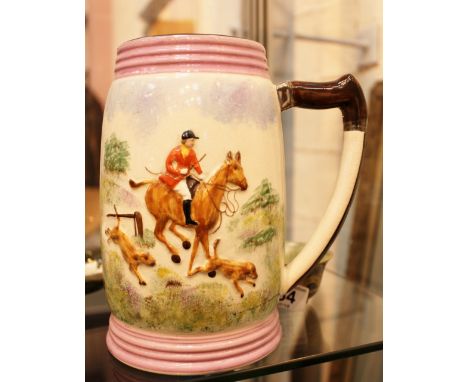 Large hunting scene tankard by Thorens with Swiss movement. H: 24 cm.