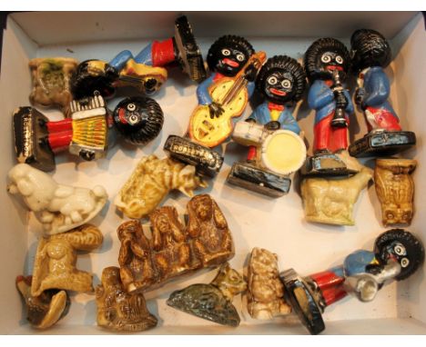Box of Robinsons Gollies and Wade Whimsies