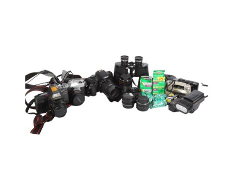 A quantity of Vintage cameras and associated equipment, including a Canon EOS 750D, a Yashica 230-AF, a Sony Cybershot, vario