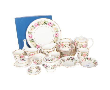 Royal Worcester, a tea set for 4 people, in Royal Garden pattern, including 4 side plates, and various other Wedgwood Hatherw