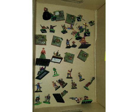 A selection of vintage Games Workshop Citadel pianted miniatures, mainly metal Warhammer Fantasy, some plastic and other make