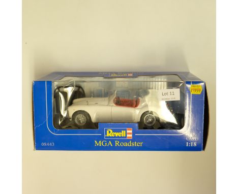 Manufacturer - Revell | Description - MGA Roadster | Stock Code - 8443 | Model Condition - 5/5 | Box Condition - 3/5 | Mirror