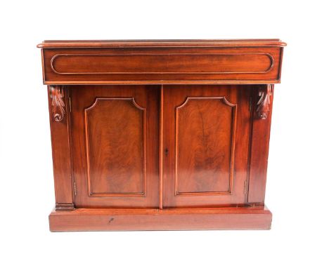 A Victorian mahogany two-door chiffonier with a single frieze drawer on a simple plinth base. 106 cm wide x 41 cm deep x 89 c