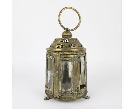 Judgment lantern, Flemish ca 1650 Berechtingslantaarn, Vlaams ca 1650 H 36.5 cm