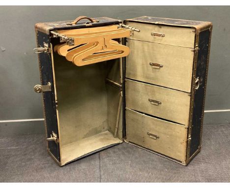 An early 20th century wardrobe travel trunk, 100 x 57 x 48cm (closed)