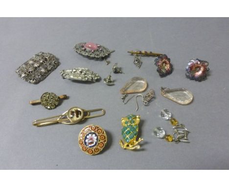 Group of Costume Jewellery including Bag of Earrings, Brooches, Tie Clip with inset Horses and Green Stone & Gilt Owl Brooch