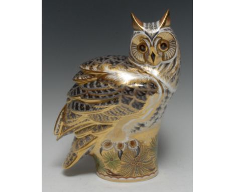 A large Royal Crown Derby paperweight, Prestige Long Eared Owl, modelled by Donald Brindley, designed by Tien Manh Dinh, Hugh