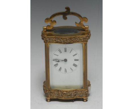 A 19th century French lacquered brass carriage clock, 5.5cm white enamel rectangular dial inscribed with Roman numerals, shap
