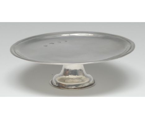 A George I silver tazza, quite plain, trumpet shaped foor, 14.5cm diam, Ambrose Stevenson, London 1722, 5.25oz