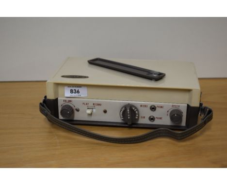 A Fuji Cherry hand held reel player , a nice vintage item  - comes with microphone