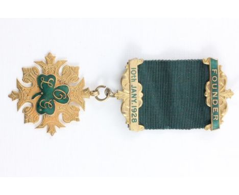 9ct Gold and Enamel 'Founder' Masonic Medal with Ribbon and two gilt metal bars, the front with an enamel clover and GLO, the
