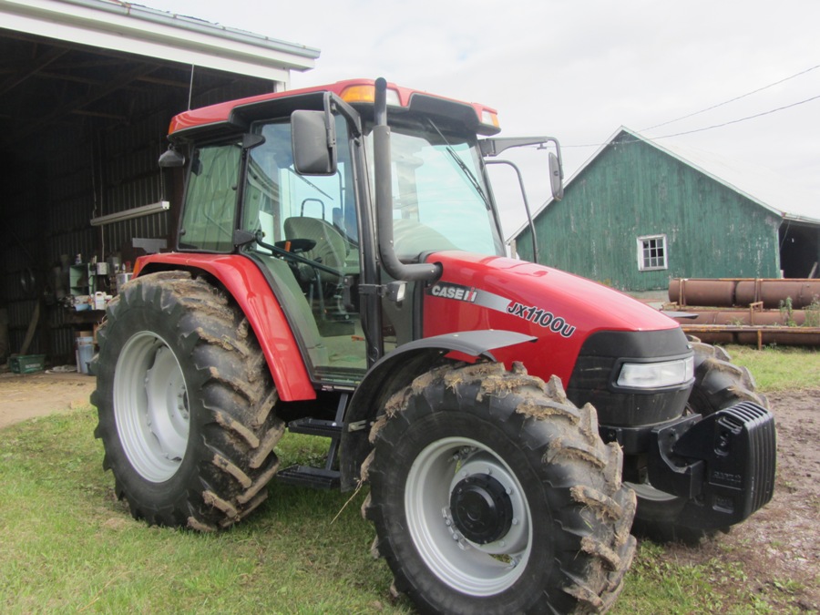 Case JX1100U 4x4 air conditioned cab tractor with air seat, 24 speed, 18.4R34 rear tires, 14.9