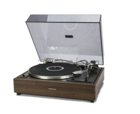 Record Deck, Pioneer model PL-12D Serial No: 241608 generally good condition untested 