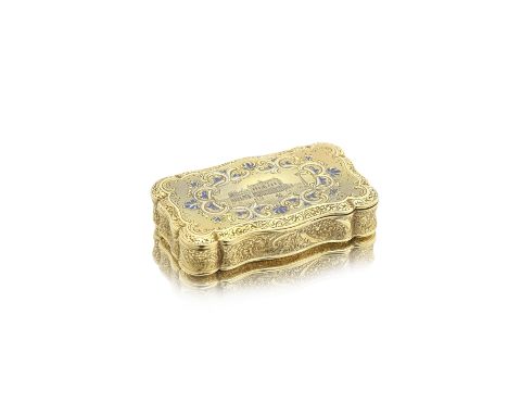 A 19th century gold and enamel boxunmarked, possibly Italian Shaped-rectangular, the lid engraved with an image of St Mark's 