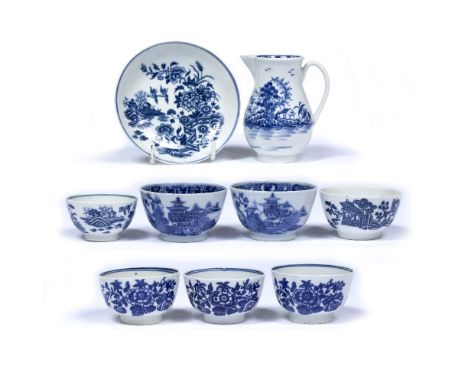 Collection of Worcester porcelain to include:  tea bowls, a saucer and a sparrow beak jug (9) 