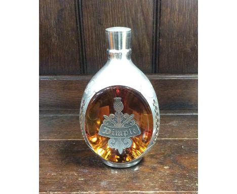1 x 75 cl bottle of De Luxe John Haig &amp; Co. Ltd. 1980s Dimple 12 Year Old Royal Pewter Decanter Scotch Whisky. (1)