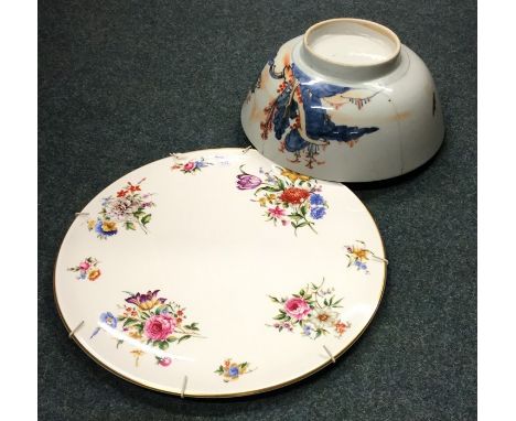 A decorative Royal Worcester wall hanging together with an Oriental bowl. Est. £20 - £30.