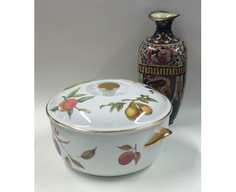 A Royal Worcester 'Evesham' pattern tureen and cover together with a cloisonne vase. Est. £20 - £30.