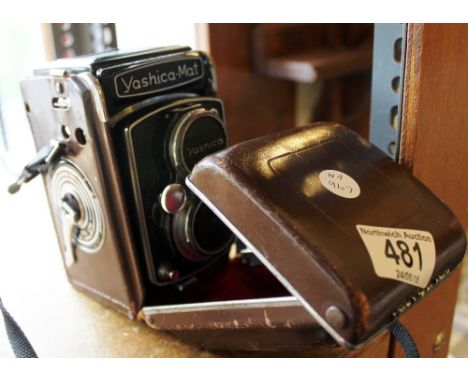 Yashica ~ Mat Copal MXV vintage camera with leather case
