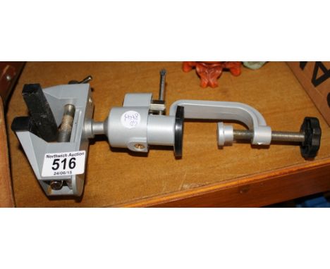 Bench mounted hobby vice with padded rubber jaws