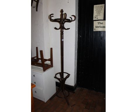 Free standing coat rack