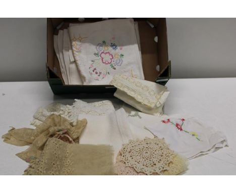 a selection of vintage linen &amp; embroidery etc 