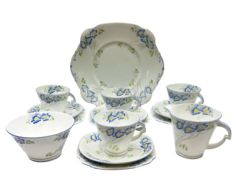 20th century Lawleys of Regent Street Himalayan flower pattern tea set for four place settings, comprising cups and saucers, 