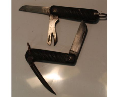 British Army Jack Knife (Venture) dated 1943, and another unnamed (2) 