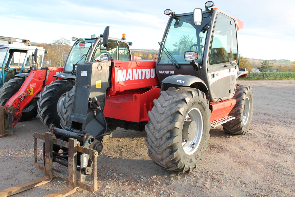Manitou MLT845120 4400cc 1 Door Tractor Reg No SP08EHG D.F.R 01