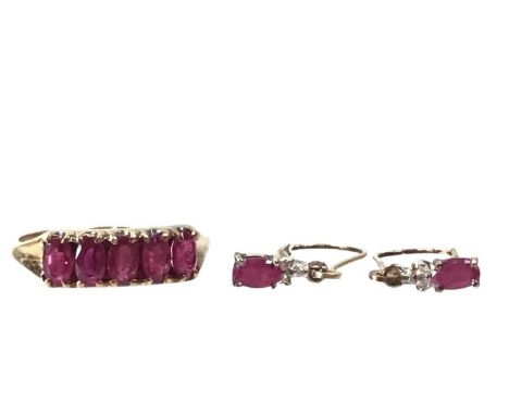 RUBY RING AND A PAIR OF EARRINGS, the ring in nine carat gold, the earrings marked 10KQty: 4.1g gross
