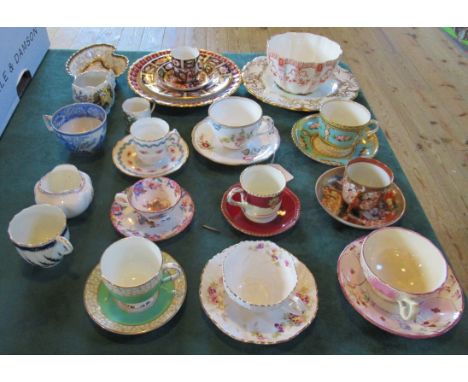 A large collection of miscellaneous teawares, to include: Royal Crown Derby trio, Royal Worcester cabinet dessert plate, Wedg