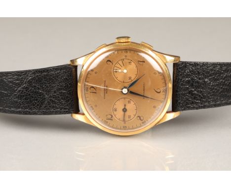 Early 20th century 18 carat yellow gold cased gentleman's Suisse (Swiss) chronograph antimagnetic wristwatch, the dial black 