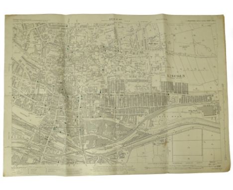 A 1932 Ordnance Survey issue map of Lincoln, some buildings highlighted in green, unframed.