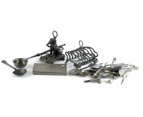 A collection of pewter items, to include 19thC pewter Old English pattern spoon, a ladle with turned and ebonised handle, oth