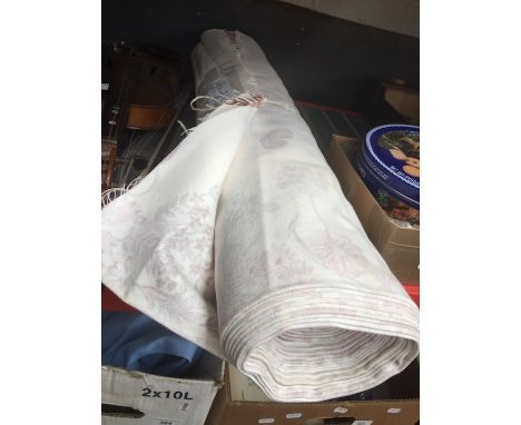 A roll of vintage floral fabric, approx 10m X 1.4m 