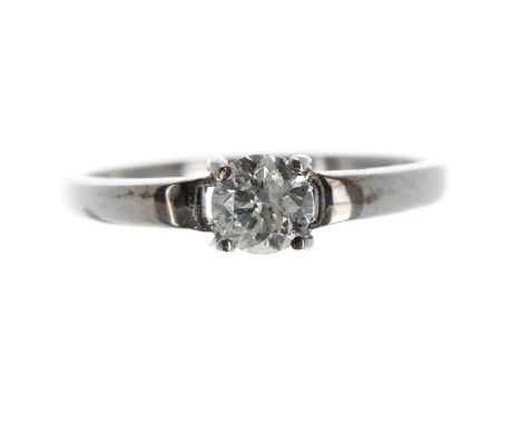 18k white gold solitaire diamond ring, round brilliant-cut, 0.59ct approx, clarity I, colour H-I, width 5mm, 2.9gm, ring size