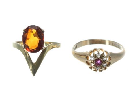 18ct ruby and diamond claw set cluster ring, width 9mm, 2.6gm, ring size O; also an 18k citrine single stone ring, 2.2gm (2) 