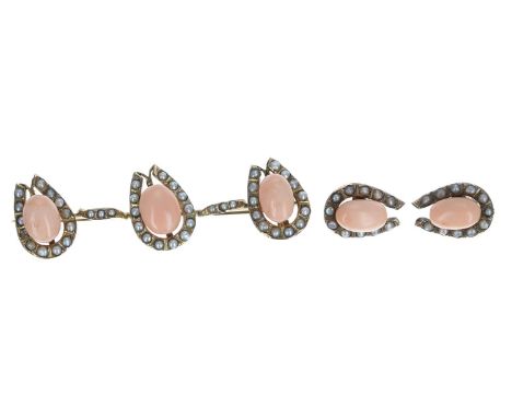 Attractive gold mounted coral and seed pearl brooch and matching earrings, with a horseshoe deign, the brooch 50mm wide, the 