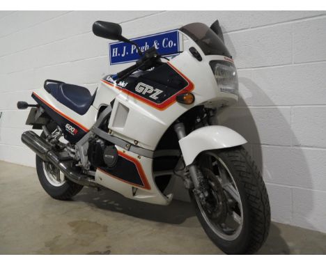 Kawasaki GPZ600R motorcycle, 1988, 592cc.Comes in rare Rothmans livery. Last used in 2021, has a slight misfire, clutch rebui