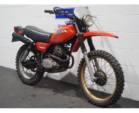 Honda XL250S enduro bike 1983. 249cc. Frame No. L250S1002909 Engine No. LS250SE1002912 Runs and rides. Imported. Reg. PGN 976