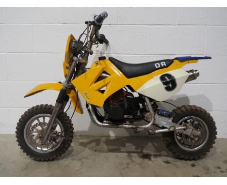 Pit bike, 49cc, engine turns over. 