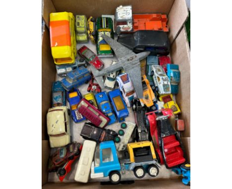 Selection of vintage toy cars to include Matchbox, Corgi etc 