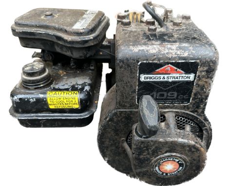 Briggs and Stratton engine 109cc in working order