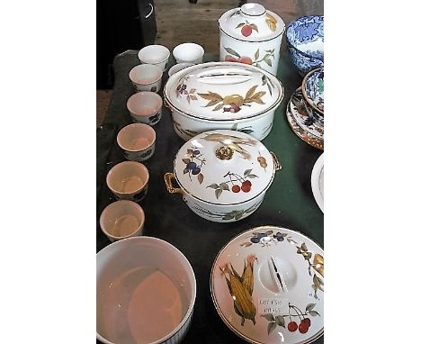 A quantity of Royal Worcester Evesham pattern tableware, to include: tureens, ramekins and other items.
