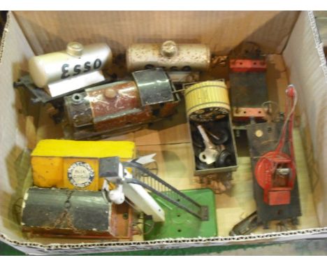A small quantity of mid-20th century Hornby railway items, to include: a type 101 engine, a Blue Circle cement wagon, three o