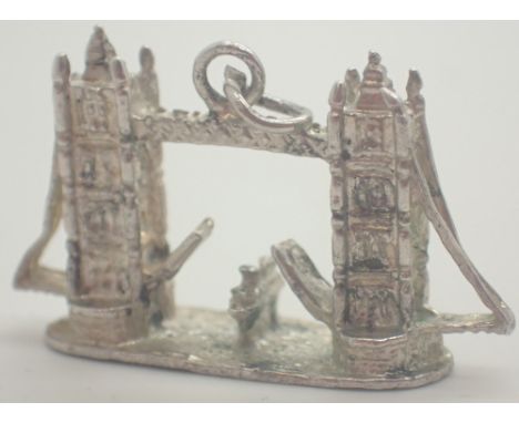 925 vintage Tower Bridge charm approximately 30 x 20 mm