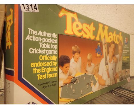 Vintage Peter Pan Playthings Test Match cricket game