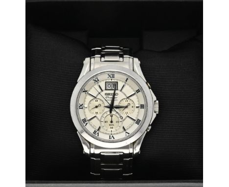Seiko premier watch, chronograph, quartz with a cream-coloured dial and fitted with a steel link strap and a clip clasp. ø ca